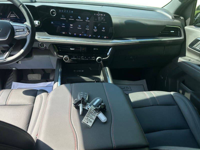 2025 Chevrolet Tahoe RST