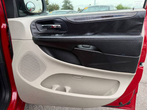 2013 Dodge Grand Caravan SE