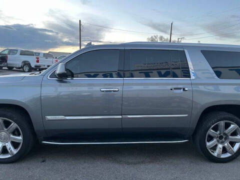 2019 Cadillac Escalade ESV Luxury