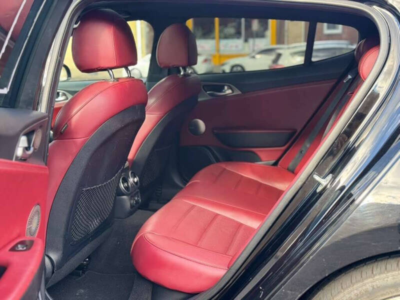 2018 Kia Stinger GT2