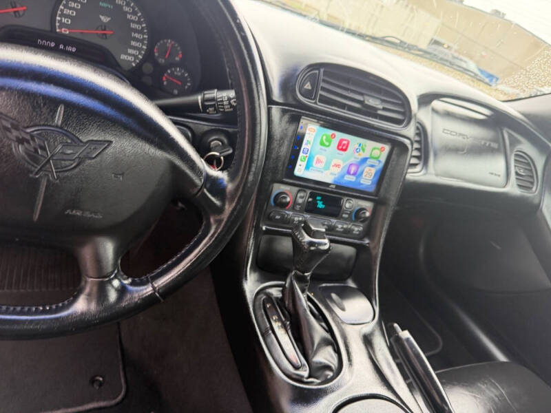 2004 Chevrolet Corvette