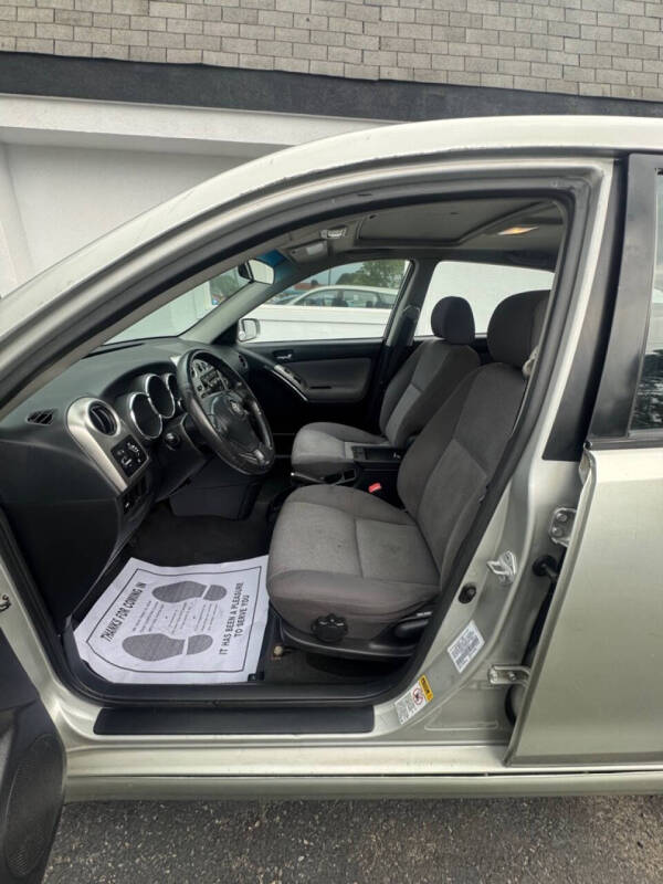 2004 Toyota Matrix XR