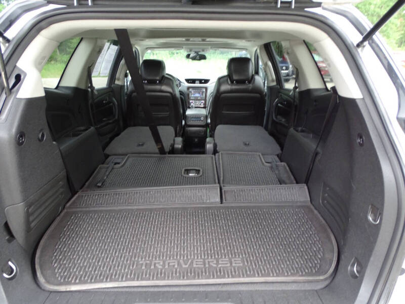 2017 Chevrolet Traverse LT
