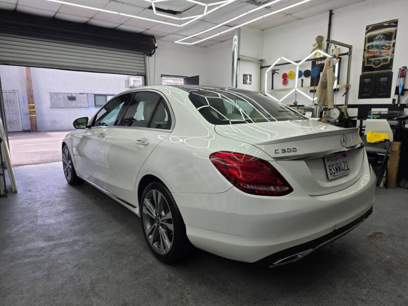 2017 Mercedes-Benz C-Class