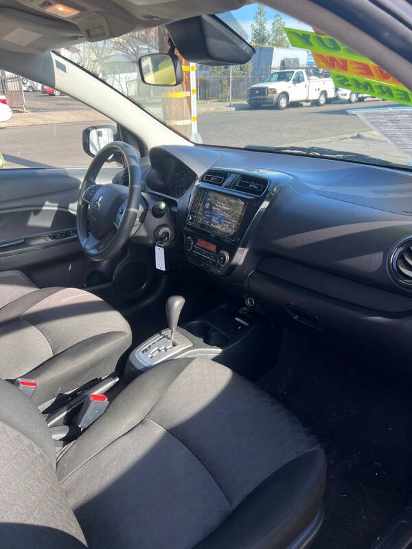 2021 Mitsubishi Mirage ES