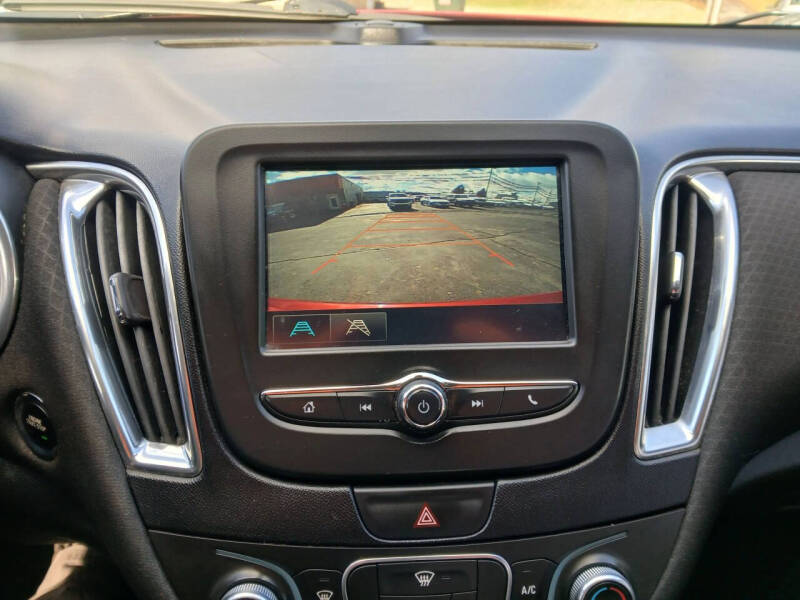 2017 Chevrolet Malibu LT