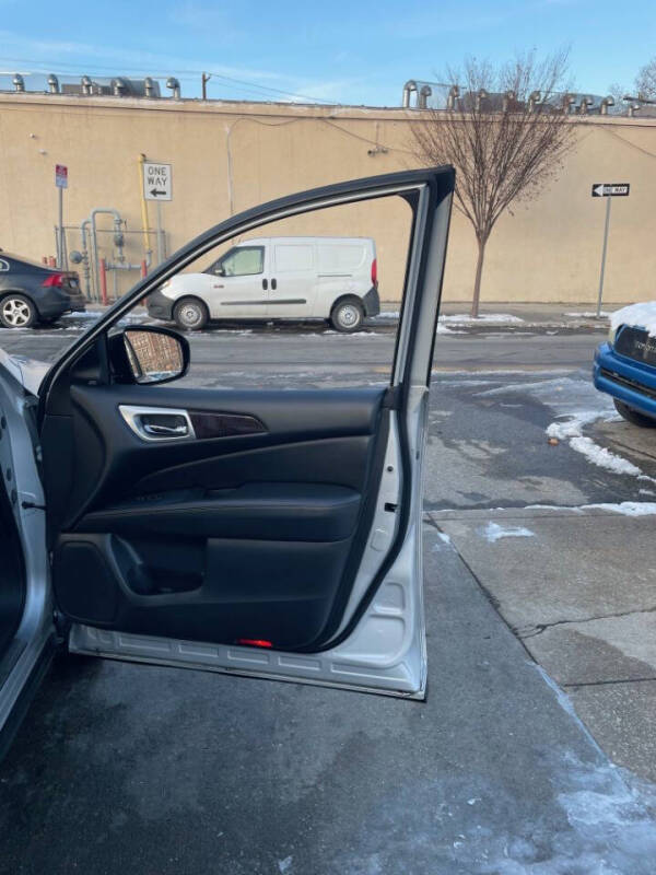 2015 Nissan Pathfinder Platinum