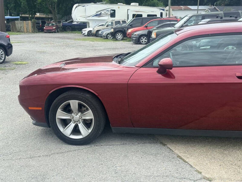 2017 Dodge Challenger SXT