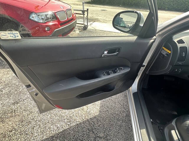 2012 Hyundai Elantra Touring GLS