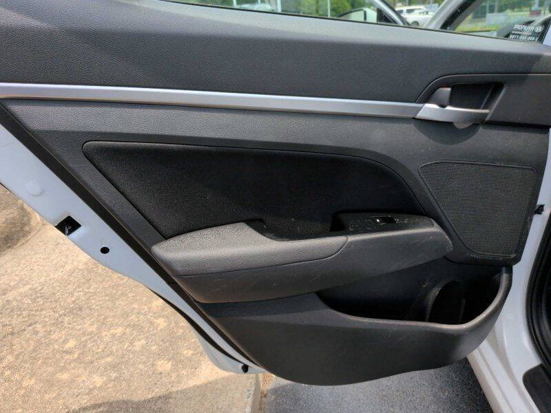 2019 Hyundai Elantra