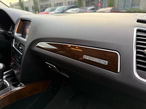 2012 Audi Q5 3.2 quattro Prestige