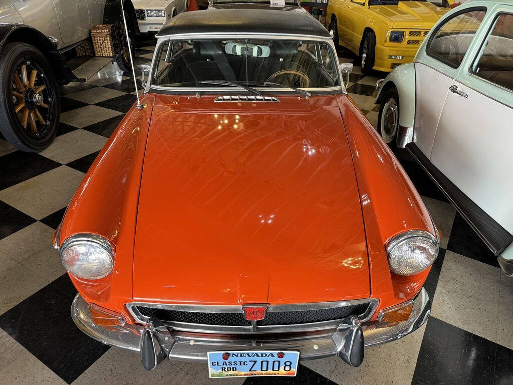 1973 MG MGB MKIII 8