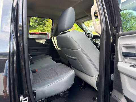 2018 RAM 1500 SLT