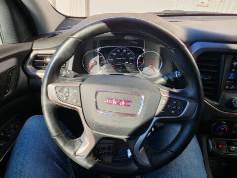2023 GMC Acadia AT4