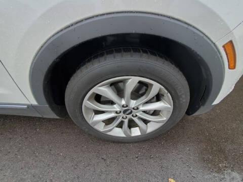 2016 Lincoln MKC Select