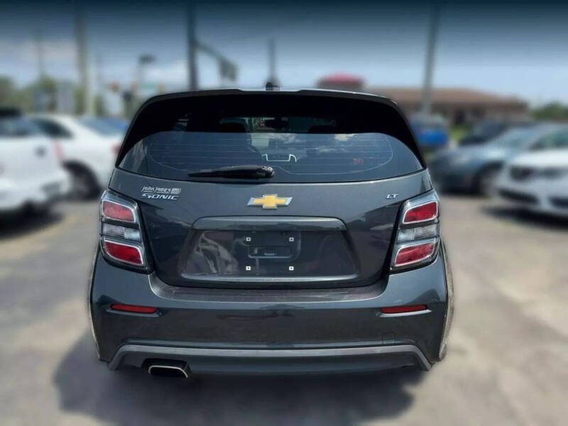 2017 Chevrolet Sonic LT Auto