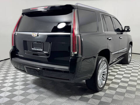 2018 Cadillac Escalade Platinum