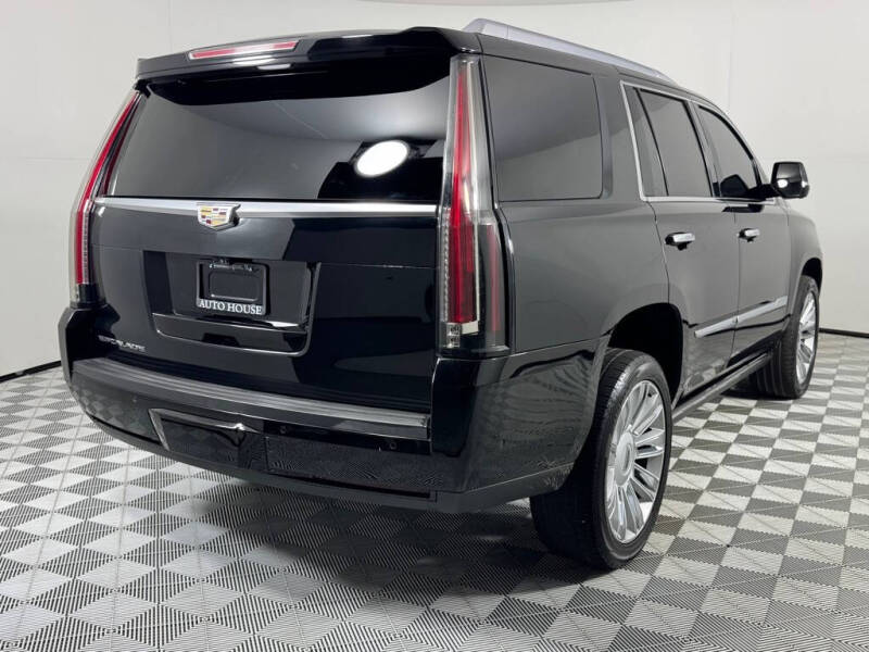 2018 Cadillac Escalade Platinum