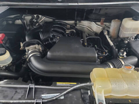 2017 Nissan NV 1500 S