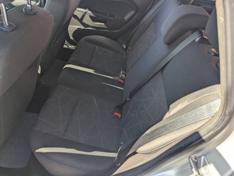 2013 Ford Fiesta SE