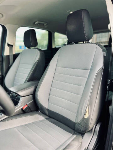 2019 Ford Escape S