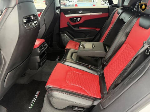 2021 Lamborghini Urus