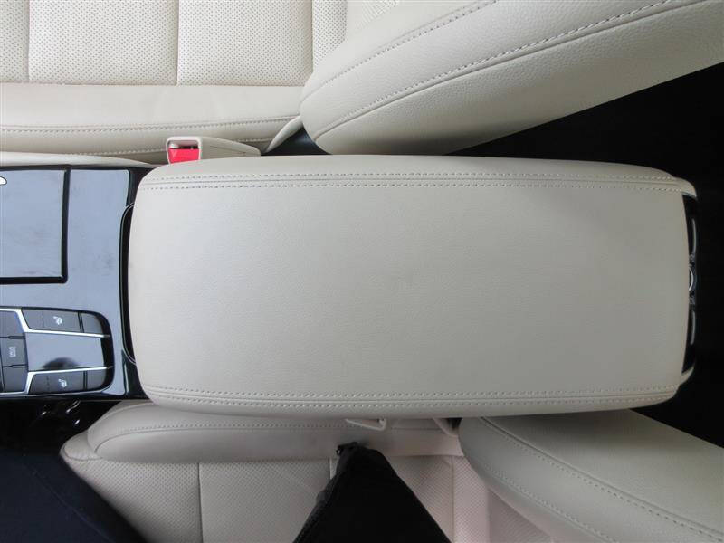 2019 Kia Cadenza Premium