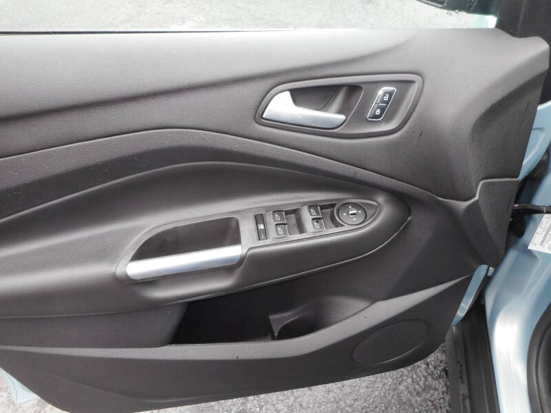 2014 Ford C-MAX Hybrid SE