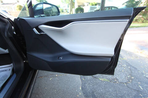 2016 Tesla Model S P90D