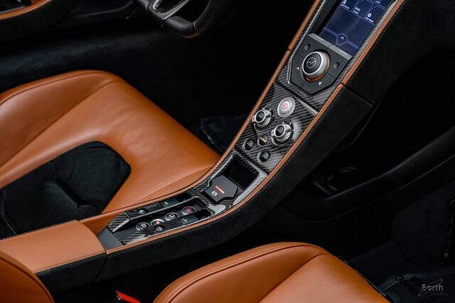 2013 McLaren MP4-12C Spider