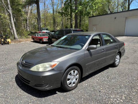 2004 Toyota Camry LE
