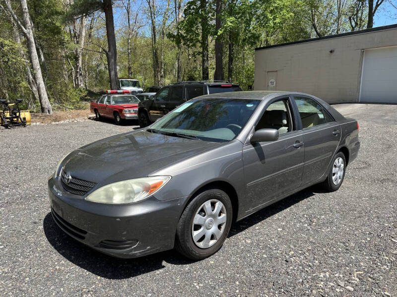 2004 Toyota Camry LE