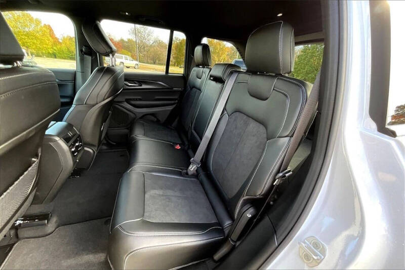 2025 Jeep Grand Cherokee Altitude X