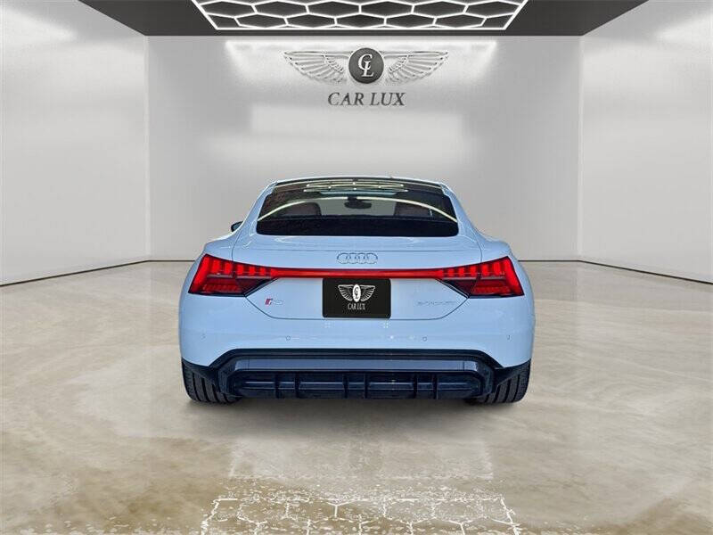 2022 Audi RS e-tron GT quattro