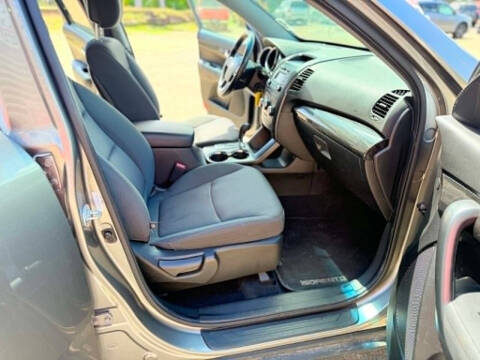 2012 Kia Sorento LX