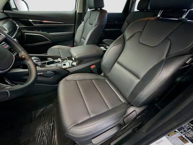 2025 Kia Telluride LX