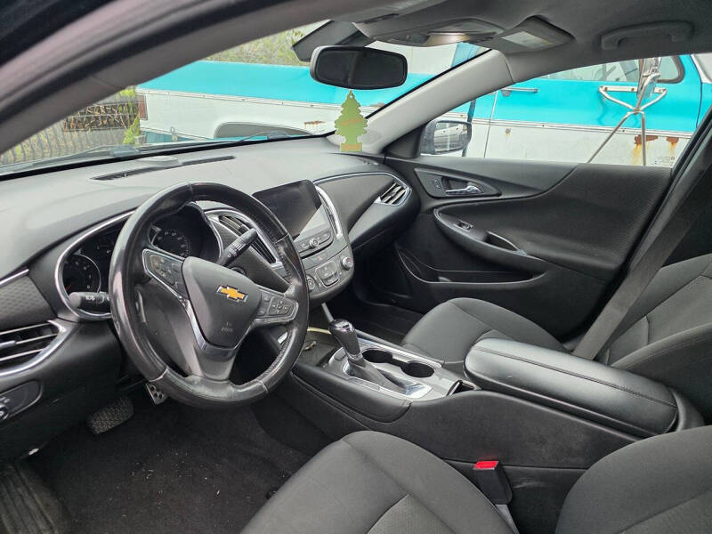 2017 Chevrolet Malibu LT