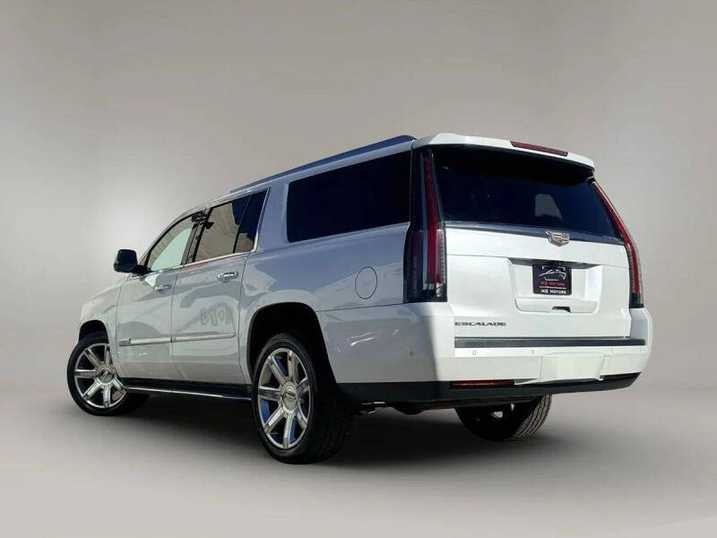 2019 Cadillac Escalade ESV Luxury