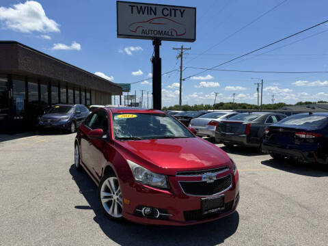 2014 Chevrolet Cruze for sale at TWIN CITY AUTO MALL in Bloomington IL