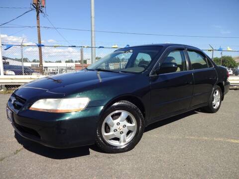 2000 Honda Accord for sale at The Top Autos in Union Gap WA