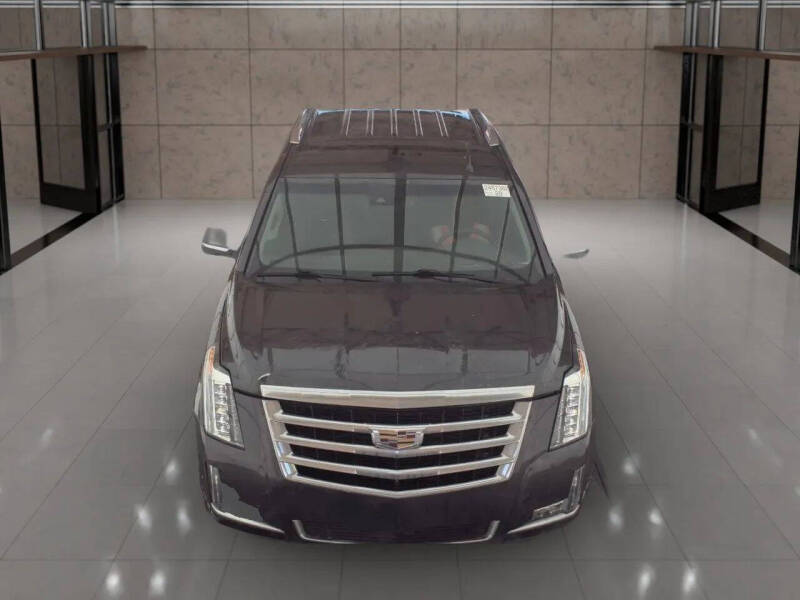 2017 Cadillac Escalade Luxury