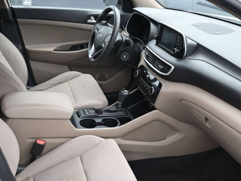 2021 Hyundai Tucson SE