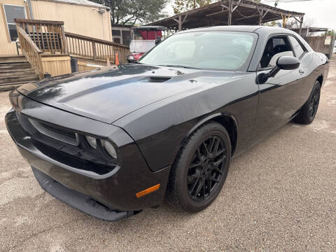 2013 Dodge Challenger SXT