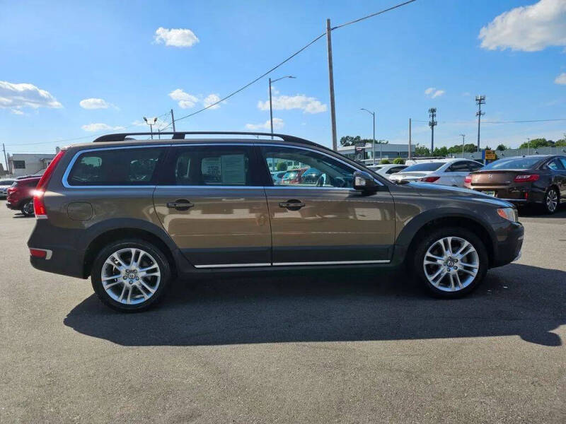 2016 Volvo XC70 T5 Premier