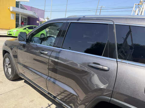 2020 Jeep Grand Cherokee Laredo E