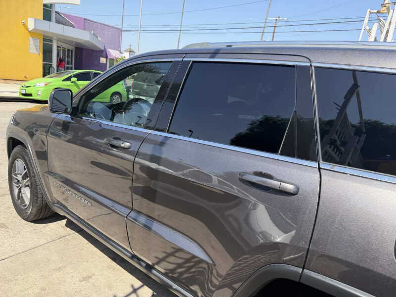2020 Jeep Grand Cherokee Laredo E