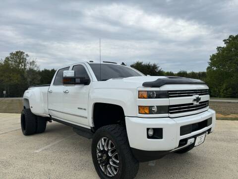 2018 Chevrolet Silverado 3500HD for sale at Priority One Auto Sales in Stokesdale NC