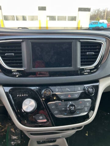 2019 Chrysler Pacifica Touring L