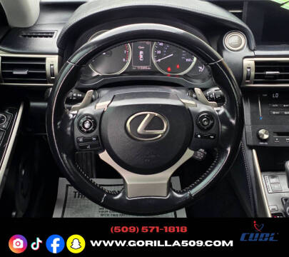 2016 Lexus IS 200t