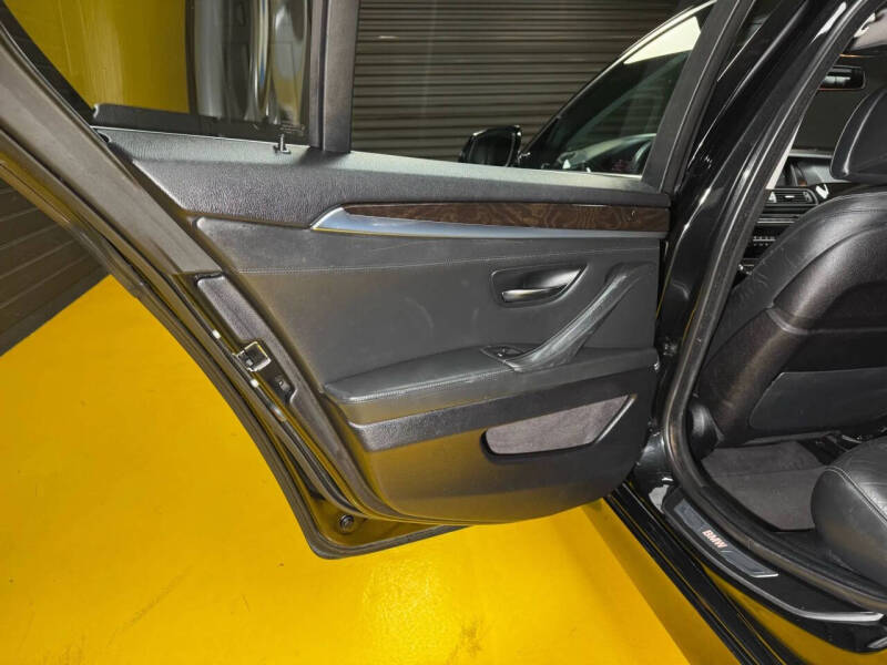 2016 BMW 5 Series 535i